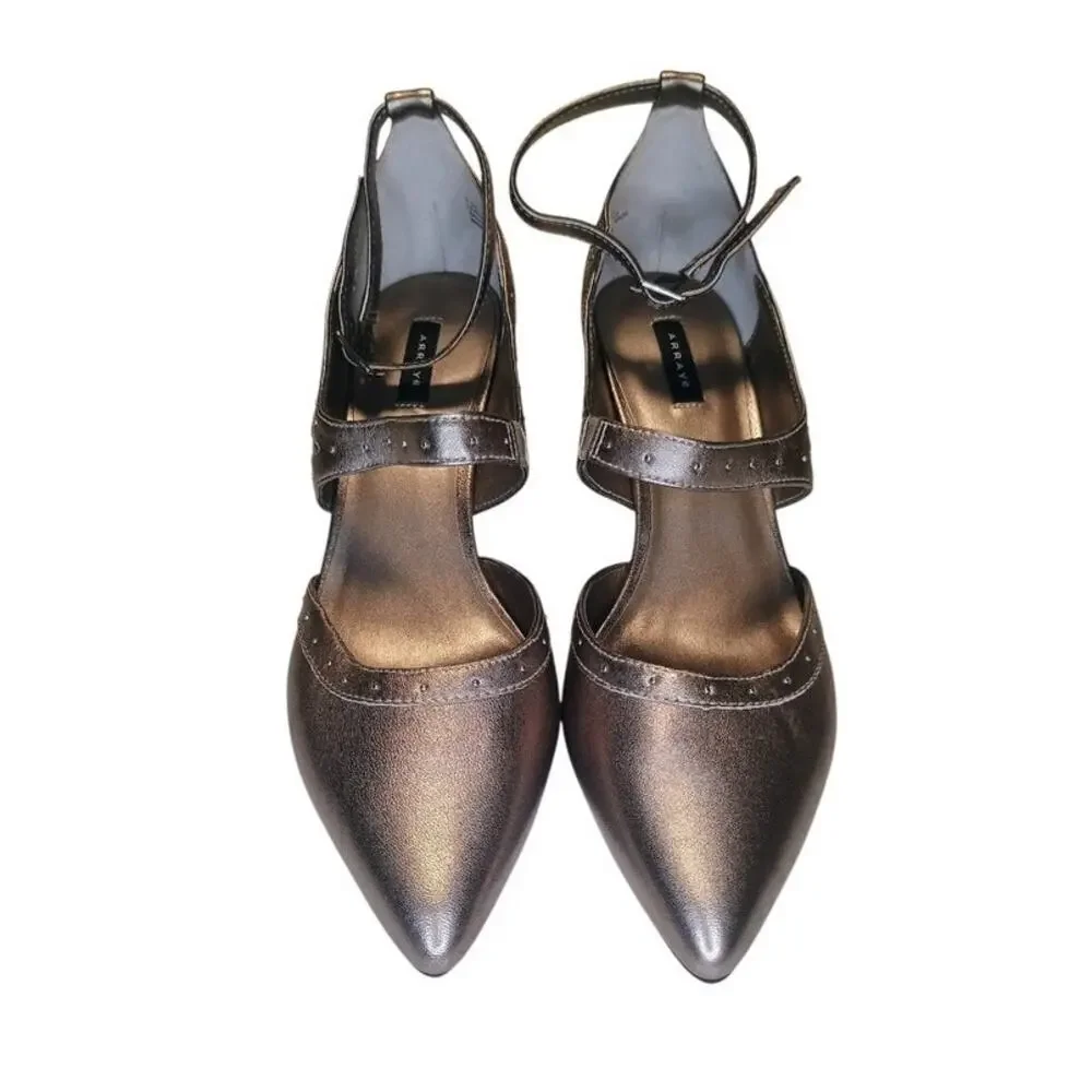 Array Silver 3” pump with stud detail, High ankle strap Women’s size 8.5m